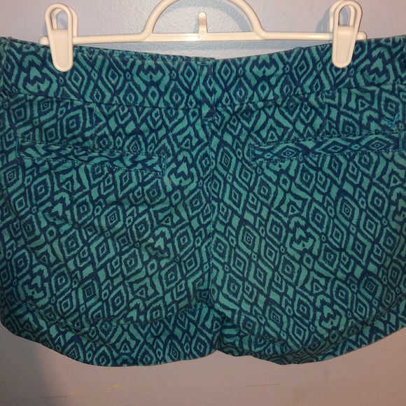 American Eagle Shorts - Picture 2 of 4